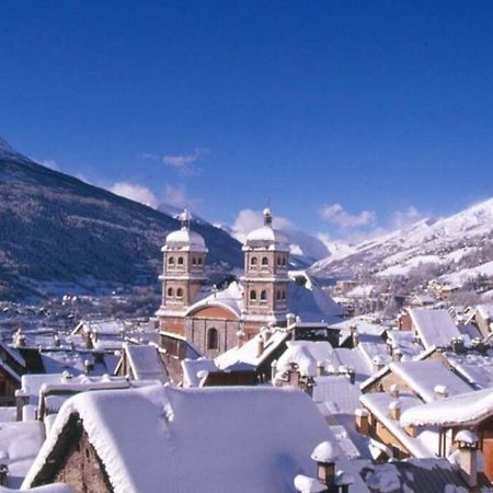 Studio Ideal 2 Personnes Et/Ou Avec 2 Enfants Briançon Exterior foto