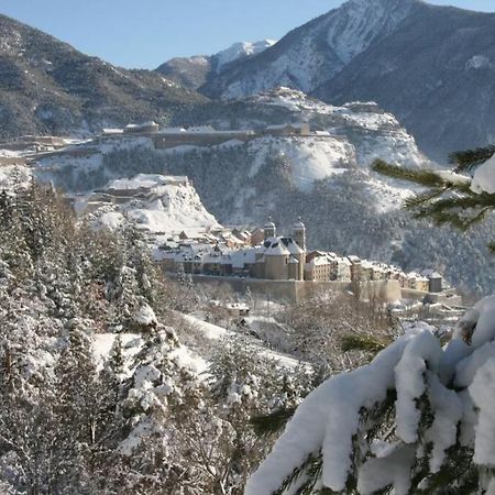Studio Ideal 2 Personnes Et/Ou Avec 2 Enfants Briançon Exterior foto